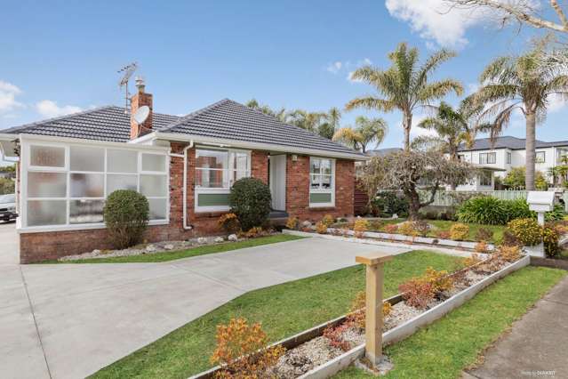 32 Gossamer Drive Pakuranga Heights_1