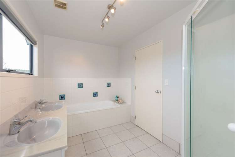 397 Airport Road Rukuhia_21