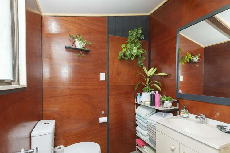 7 Ralph Street Tamarau_12