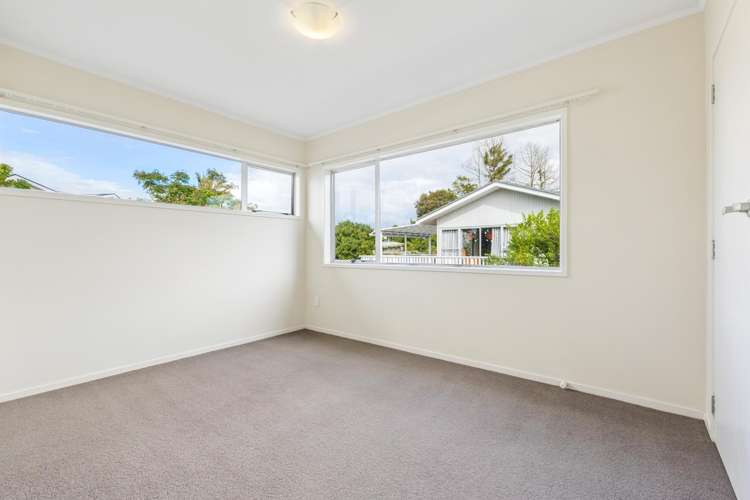 67 Meadway Sunnyhills_9