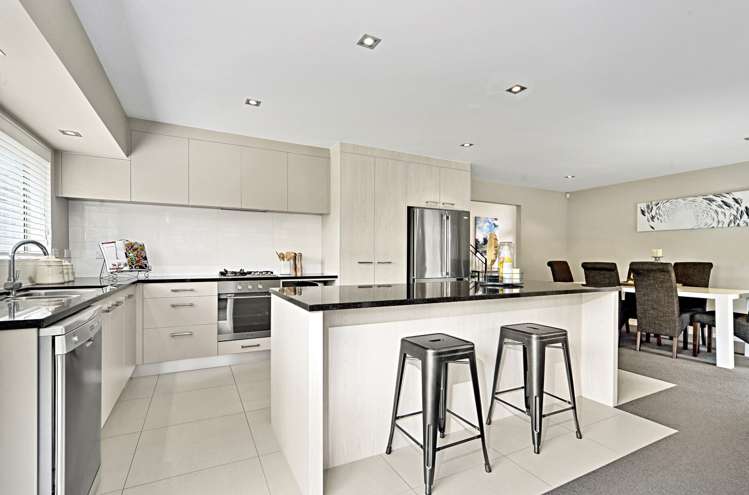 9 Bilancia Place Flat Bush_13