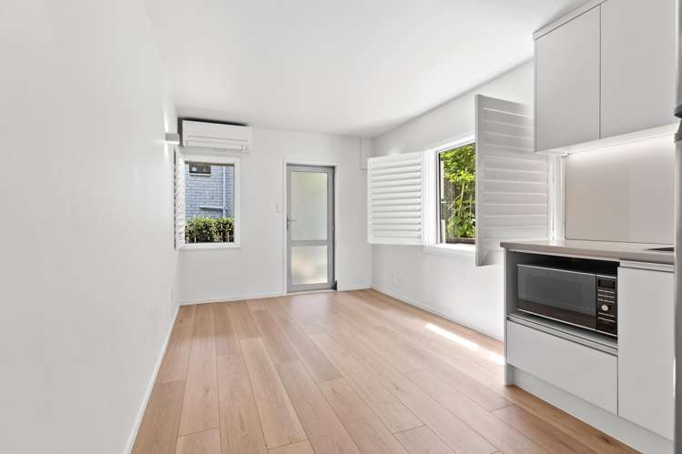 1/23 Ngaiwi Street Orakei_3