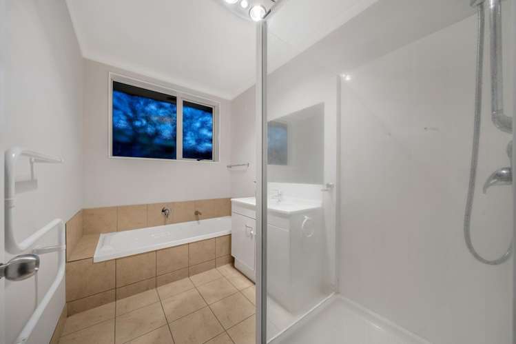 8 George Arthur Place Pukekohe_10