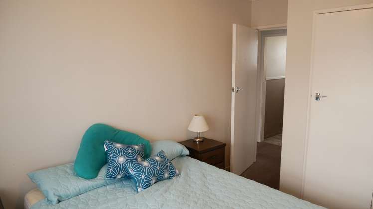 2/12 Grey Street Putaruru_13