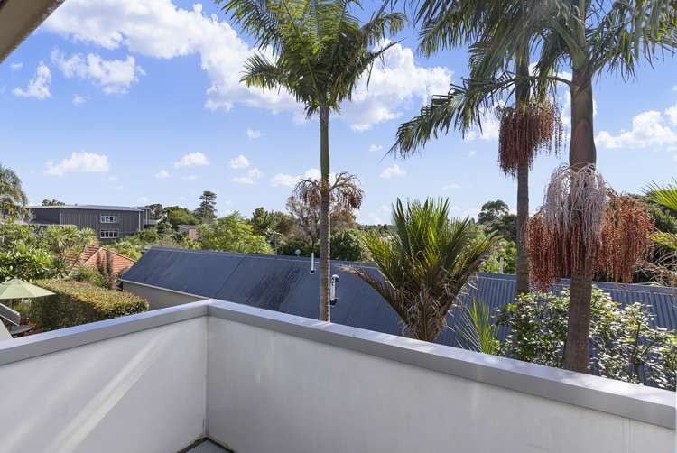 4/60 Larchwood Avenue Westmere_13