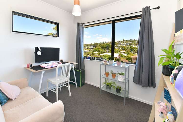 5 Ellenbury Place Stanmore Bay_12