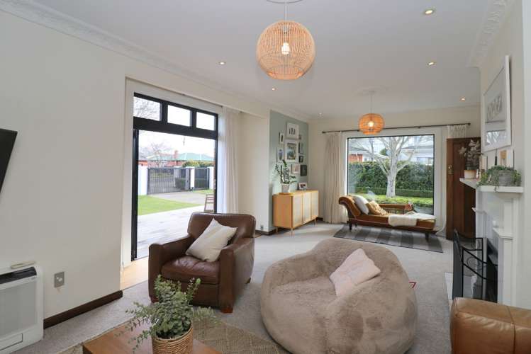 67 Antrim Street Windsor_16