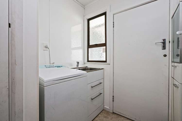 1026 Gordon Road Raureka_16