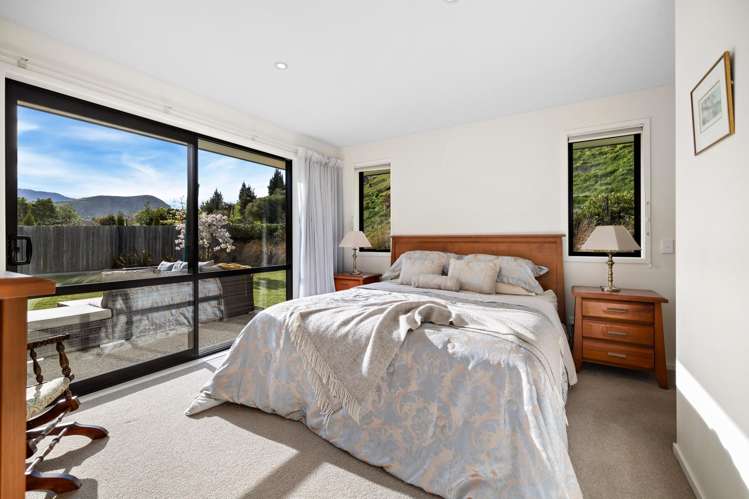33 Woodstock Road Lower Shotover_6