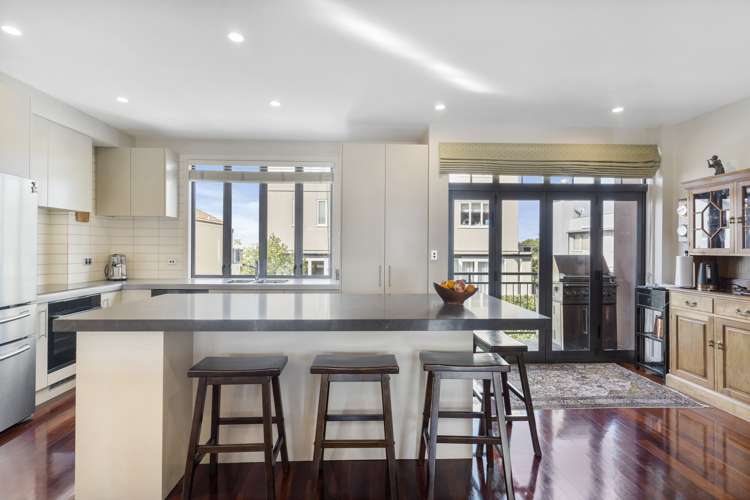 39d Saint Stephens Avenue Parnell_9