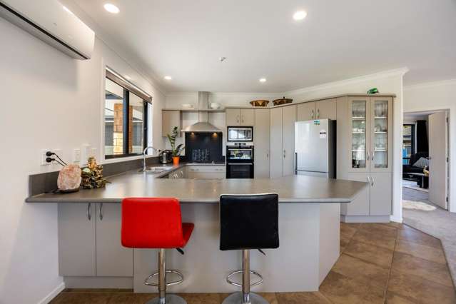 3 Sarah Court Rototuna North_4