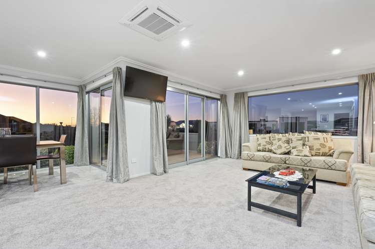 19 Alan Livingston Drive Cambridge_5