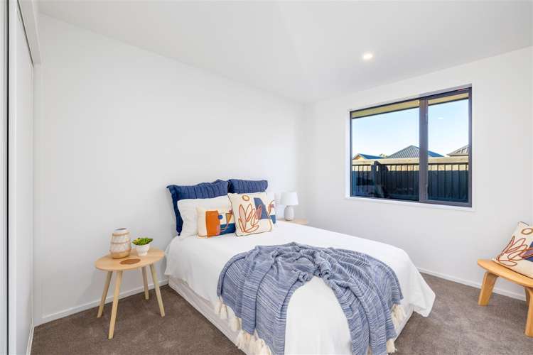 23 Florence Drive Lincoln_12