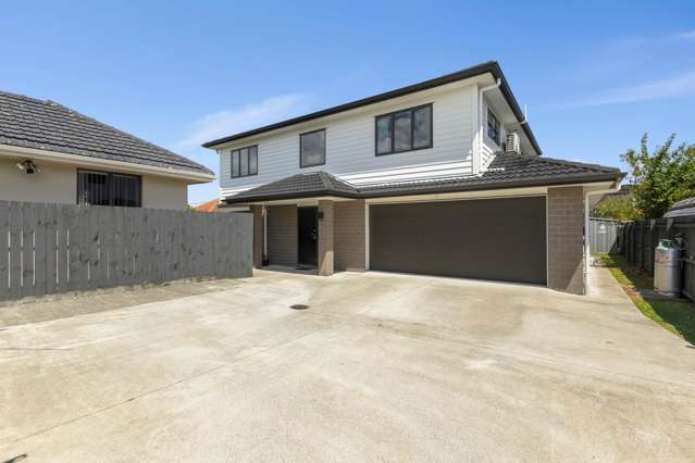 Spacious 5-Bedroom Family Home