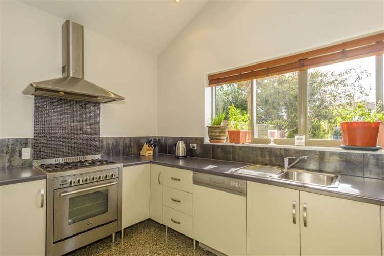 33 Bottle Lake Drive Parklands_5