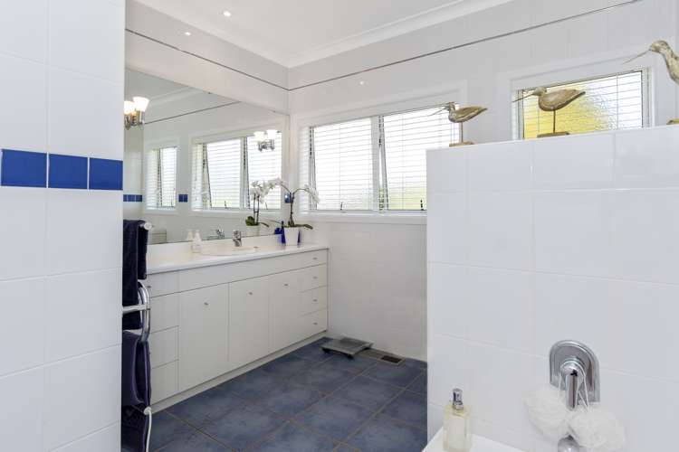 14 Strange Grove Matua_19