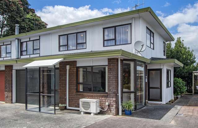 Redecorated, Carpet & Kensington - Enquiry Over $519,000.