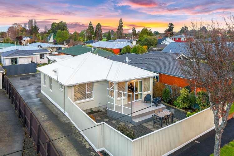 1/9 Rossiter Avenue Redwood_14
