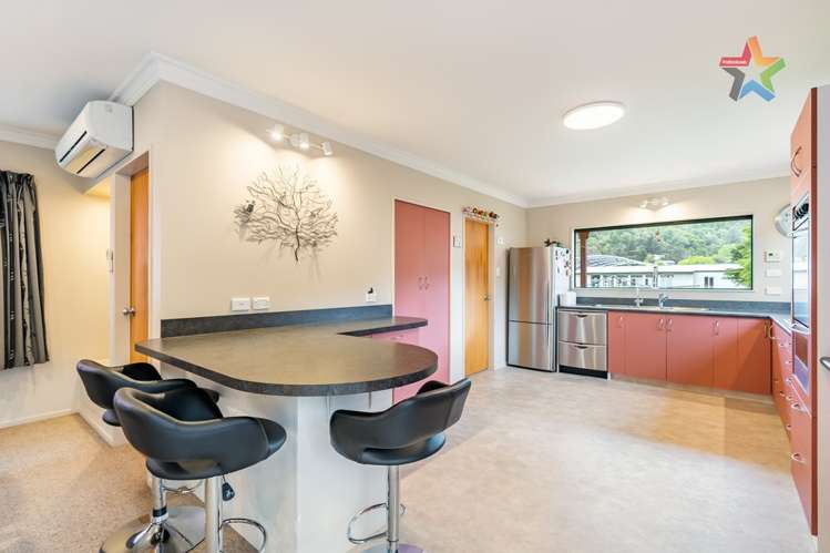 77 Glen Road Stokes Valley_3