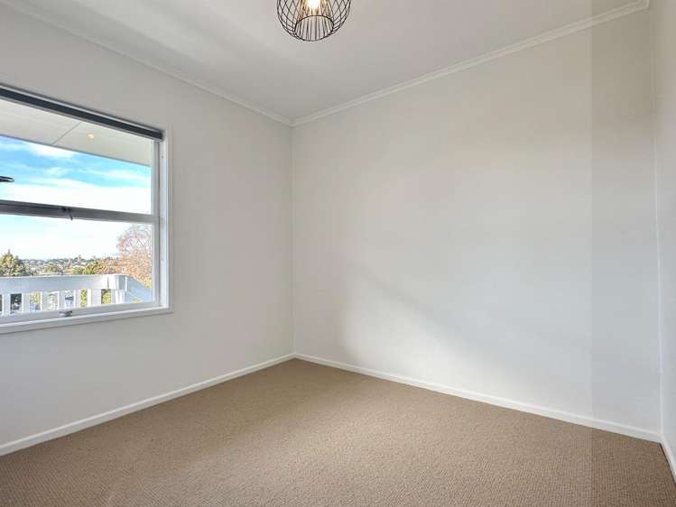 2/6 Hobday Place Meadowbank_13