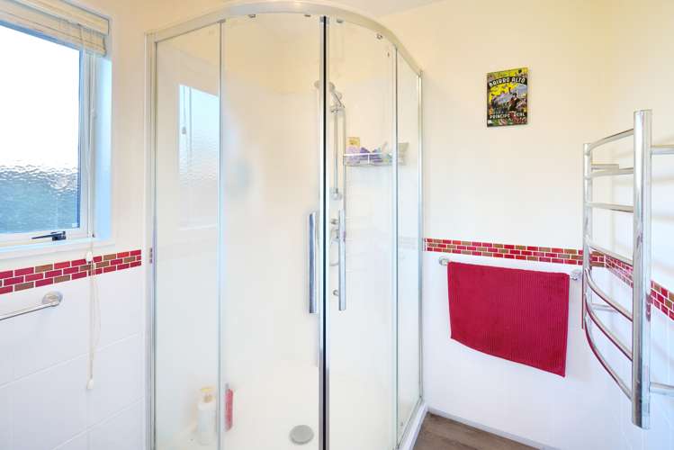 7b Ronald George Place Parklands_7