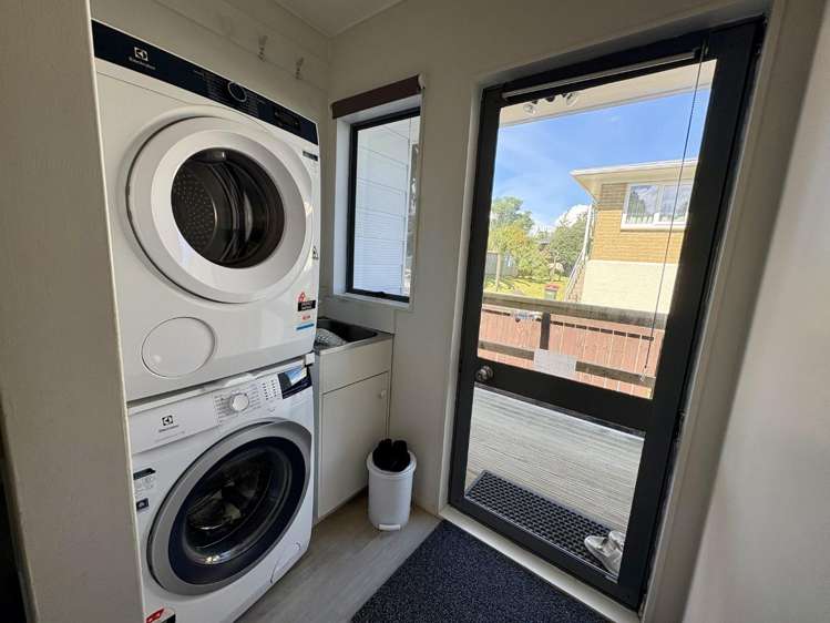 45A Elliott Crescent 1128_8