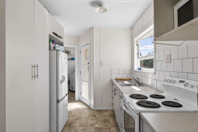 117 Main Road Makaraka_5