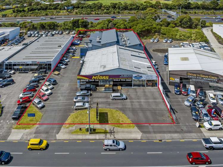 71-73 Wairau Road Wairau Valley_0