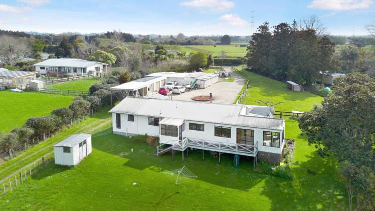 182 Boord Crescent Kumeu_25