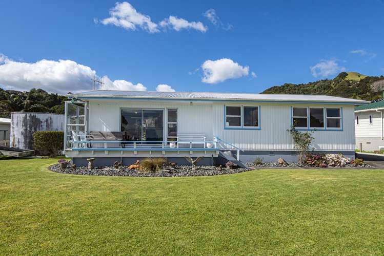 12a Waikaraka Beach Road Tamaterau_20