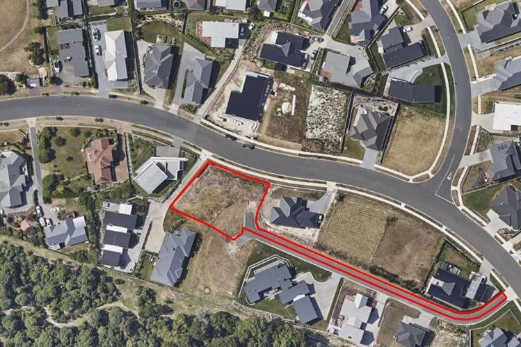 10 Azalea Lane Waipahihi_2