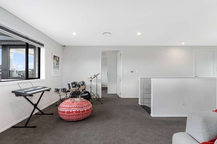 5 Parani Court Te Atatu Peninsula_11