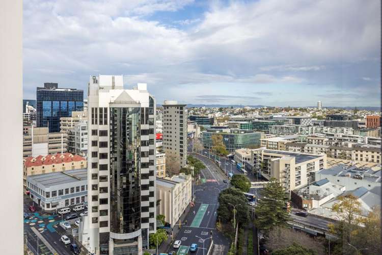 29 Customs Street City Centre_9