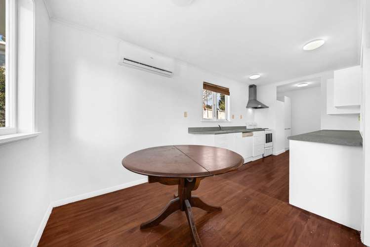 26 Blease Street New Lynn_11