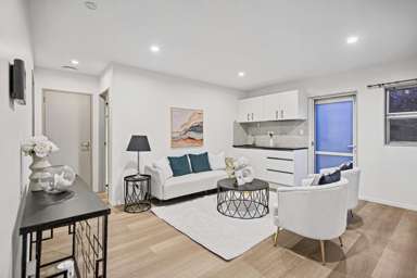 1722 Great North Road_2
