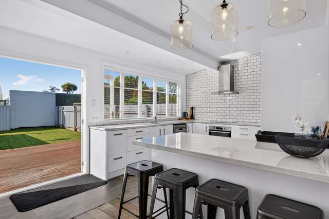 70 Kennedy Road Napier South_3