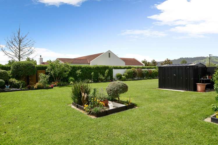 2 Alan Livingston Drive Cambridge_25