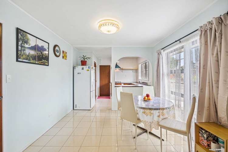 1/12 Fowlds Avenue Sandringham_5