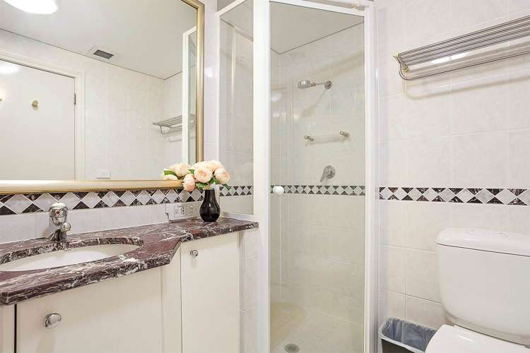 906/8 Albert Street City Centre_6