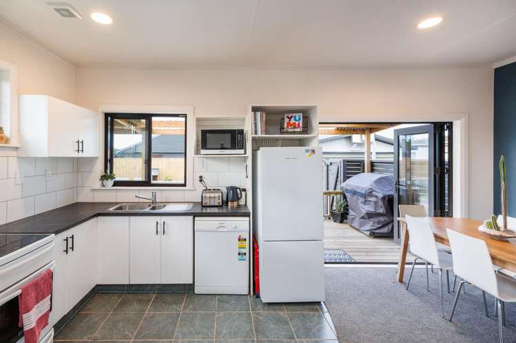 15 Suzanne Grove Kelvin Grove_10