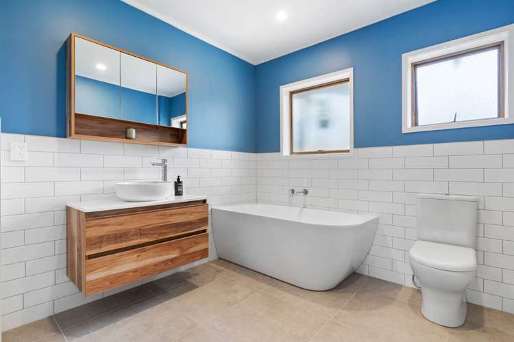 4239a Great North Road Glendene_11