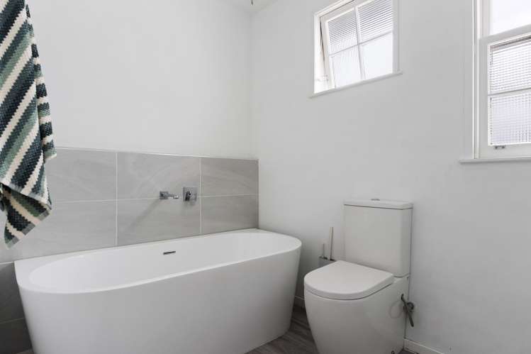 67 Iranui Road Inner Kaiti_10