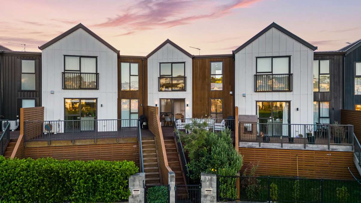 105 Bonair Crescent_1