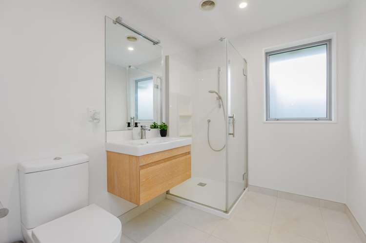 27 Fairwater Road Warkworth_12