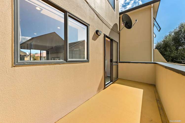 31/8 Margan Avenue New Lynn_13