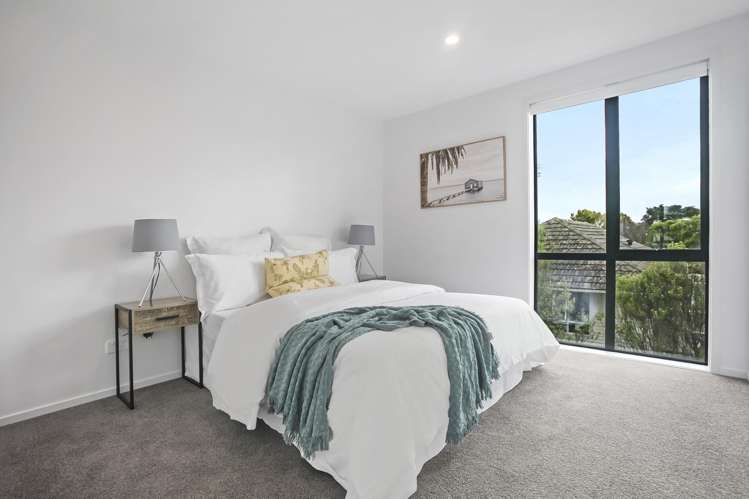 4/10 Shamrock Lane Te Atatu Peninsula_19