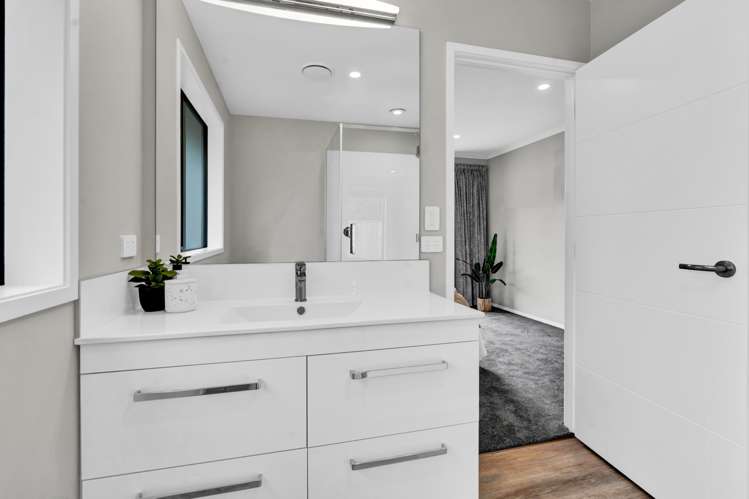 18d Virginia Place Whalers Gate_16