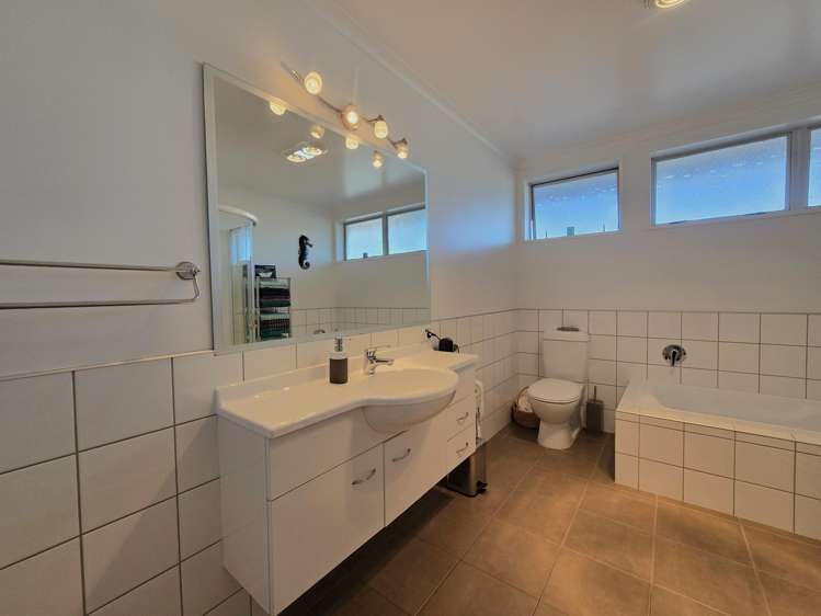 135 Hall Street Hokitika_23