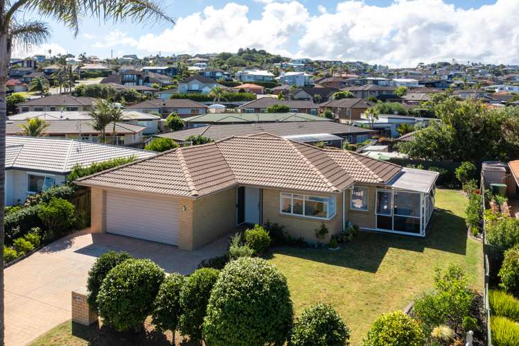 94 Lakeside Drive Orewa_18