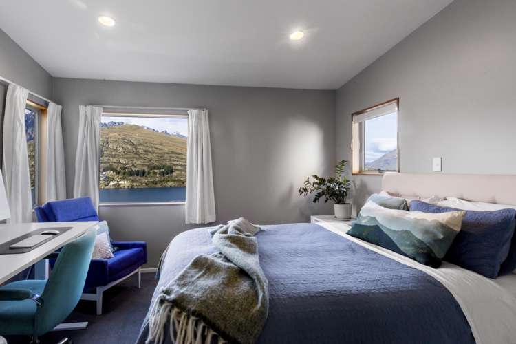 5 Golden Terrace Queenstown_10